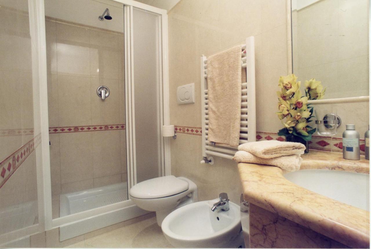 Hôtel Magic House à Rome Extérieur photo