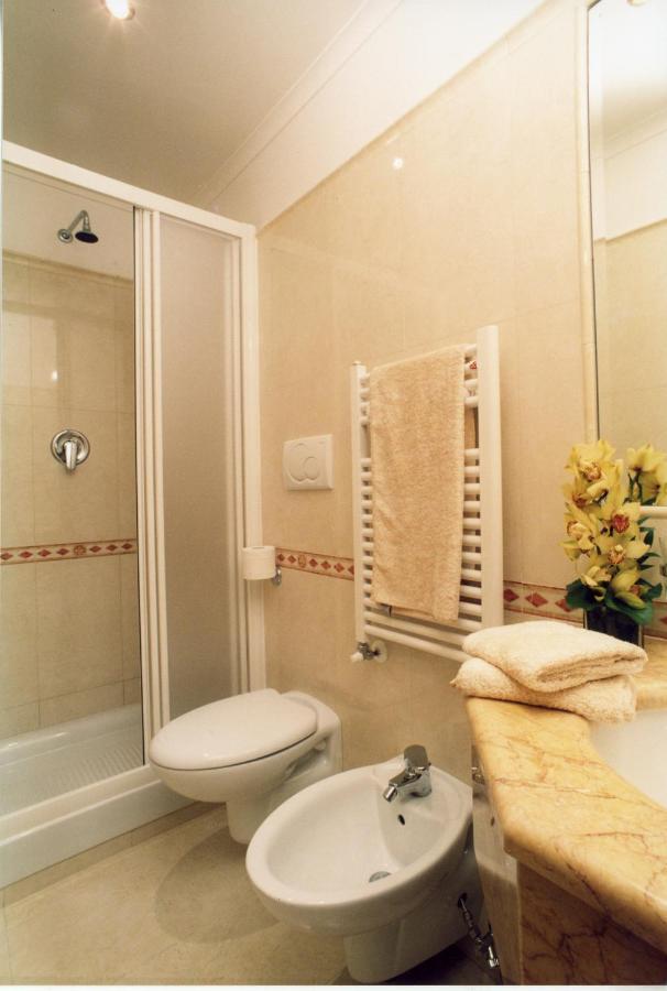 Hôtel Magic House à Rome Extérieur photo